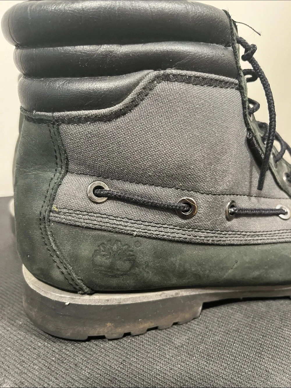 Timberland Oakwell 7-Eye Suede Boots Men Size 10 Black Olive Moc-Toe Shoes